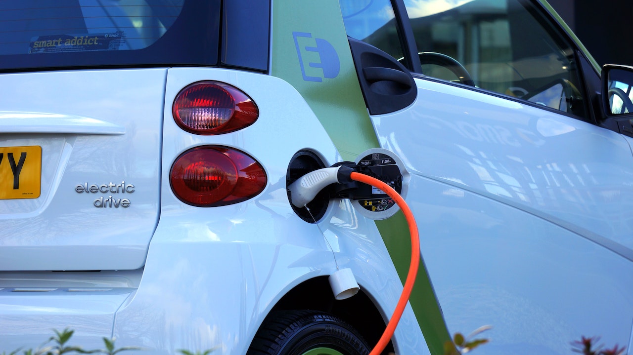 La UE instalará puntos de carga para autos eléctricos cada 600 km