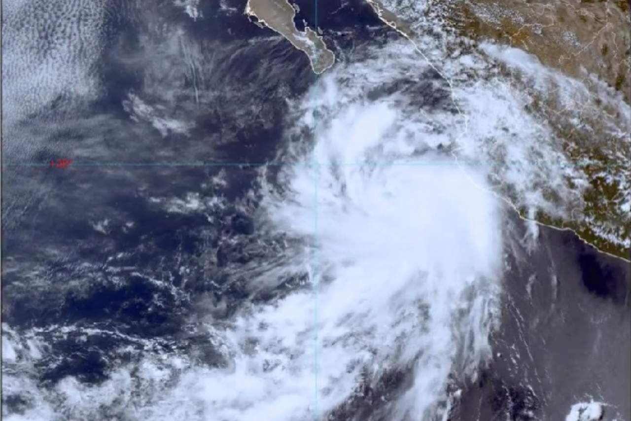 Tormenta tropical ‘Eugene’ se forma en costas de Jalisco; prevén oleaje de hasta cuatro metros