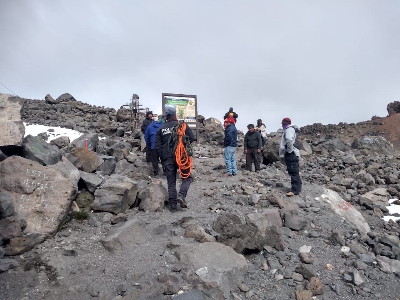 Cuatro alpinistas murieron tras caer del Pico de Orizaba, en Puebla