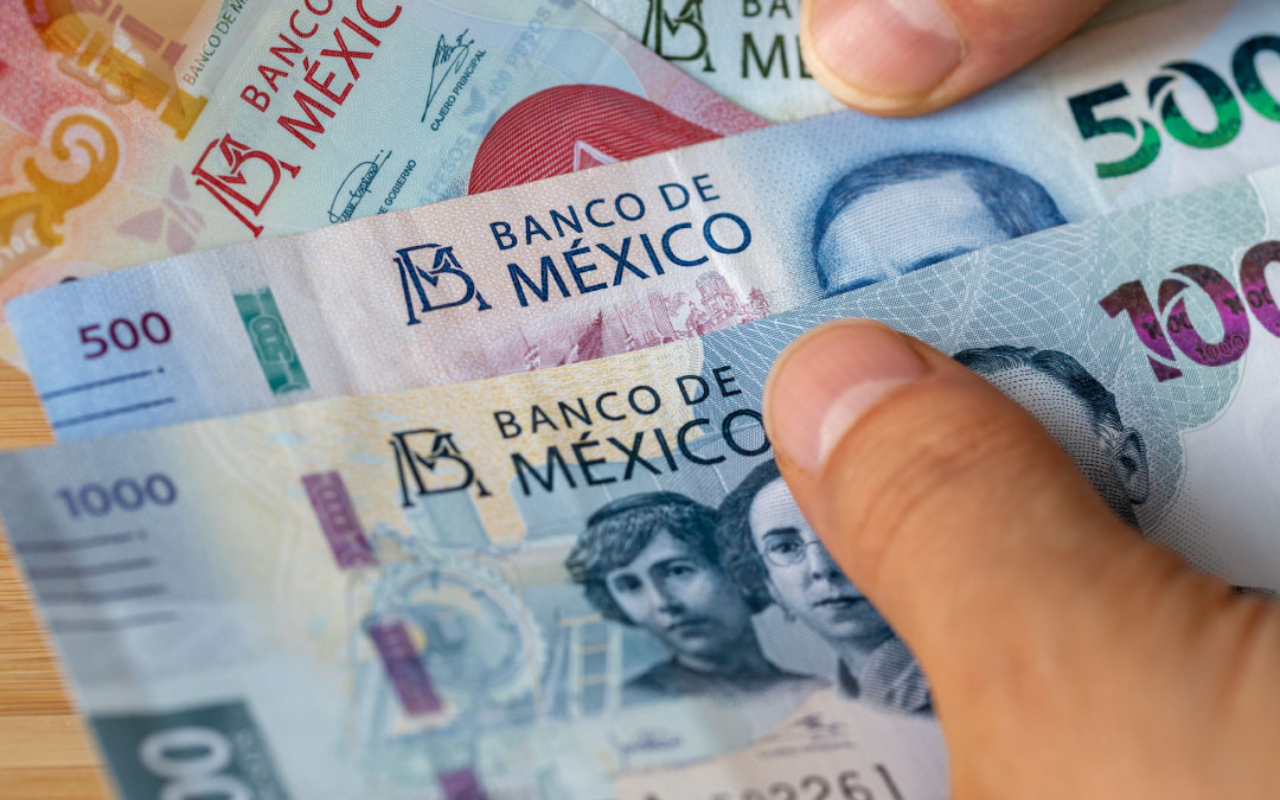 México espera crecimiento económico máximo de 3.5% del PIB para 2024