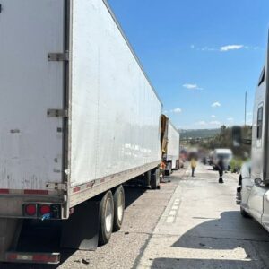 Accidente México-Querétaro: tractocamión se incendia en Edomex