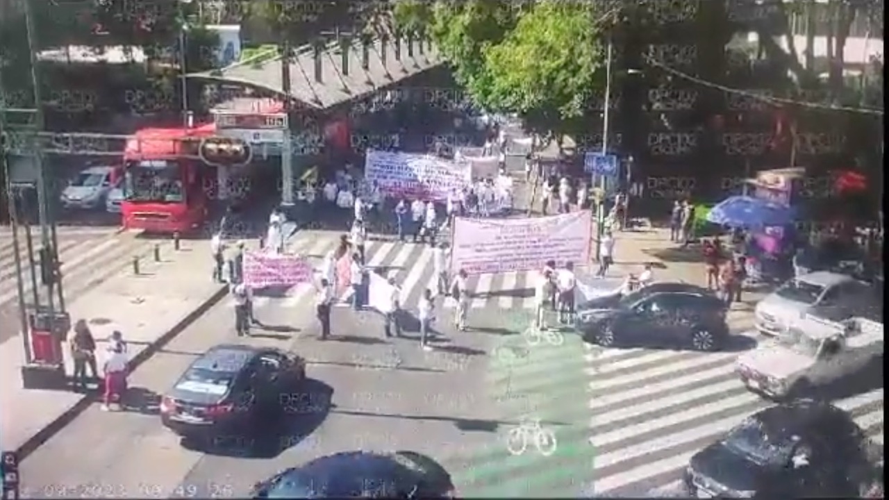 Bloqueo en Insurgentes: madereros protestan contra extorsiones en CDMX
