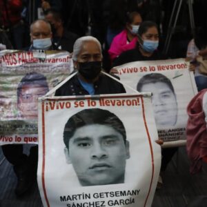 La instrucción: Cómo el gobierno dinamitó la investigación del caso Ayotzinapa