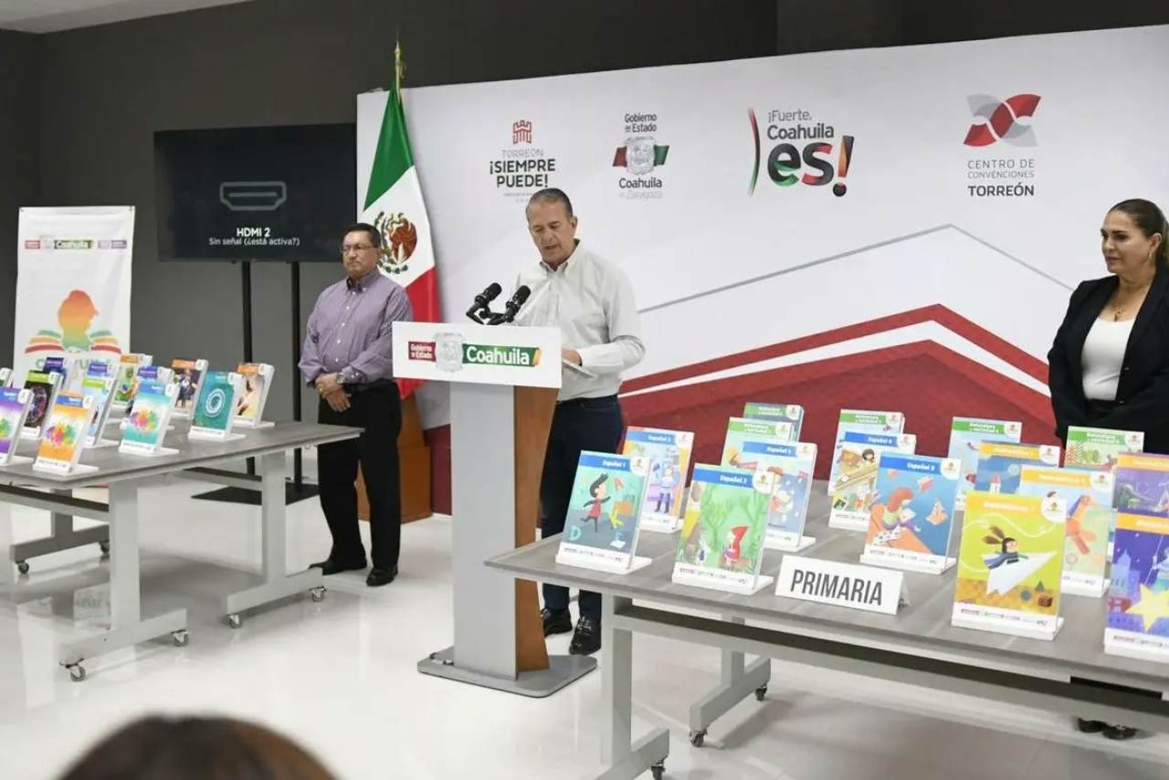 Coahuila presenta materiales didácticos que sustituirán a los nuevos libros texto