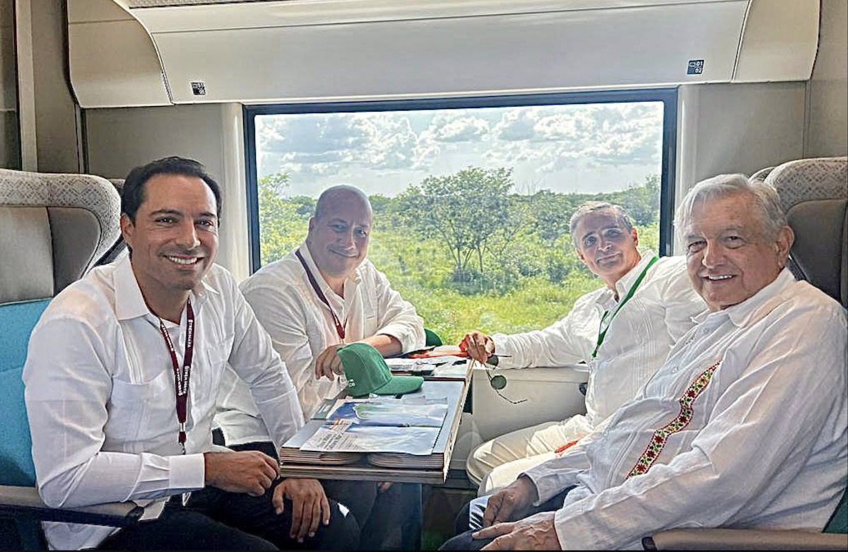 AMLO y gobernadores estrenan el Tren Maya de Campeche a Mérida