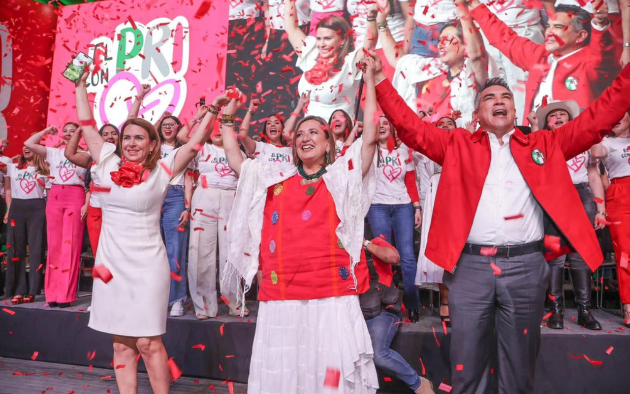 Xóchitl Gálvez abraza los colores del PRI: este partido sí forma a su gente