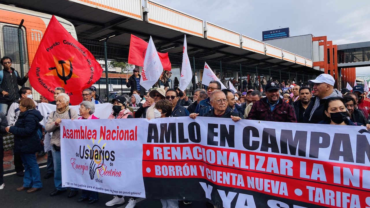 Bloqueo en Tlalpan hoy: manifestantes exigen condonación de deudas con CFE