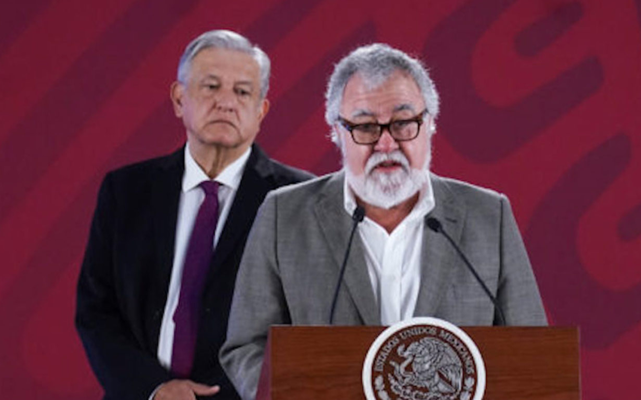 AMLO confirma salida de Encinas; lo sustituirá Félix Arturo Medina