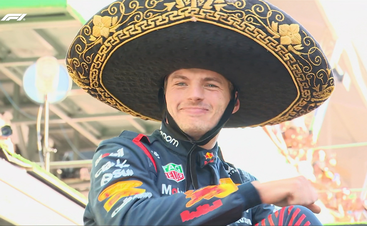 Max Verstappen gana el Gran Premio de México; ‘Checo’ chocó con Leclerc