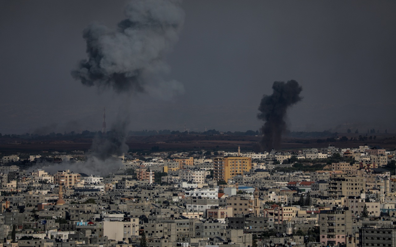 Conflicto Israel-Hamás en Gaza suma más de mil 100 decesos y más de 4 mil 500 heridos