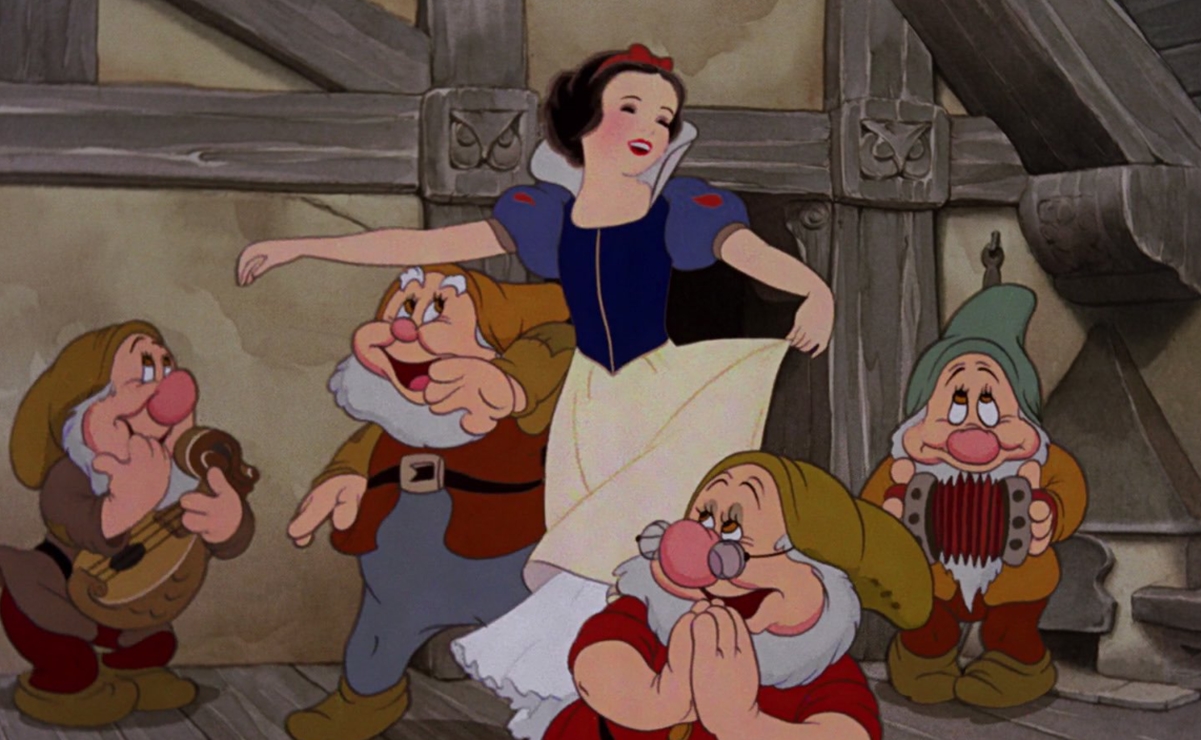 Así lucen Blancanives y los siete enanitos en el live-action de Disney