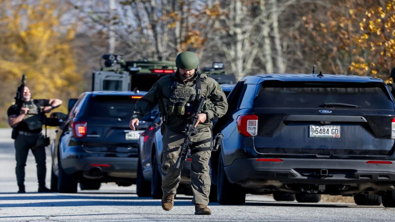 Murió el supuesto autor de los tiroteos en Maine, reporta la prensa de EU