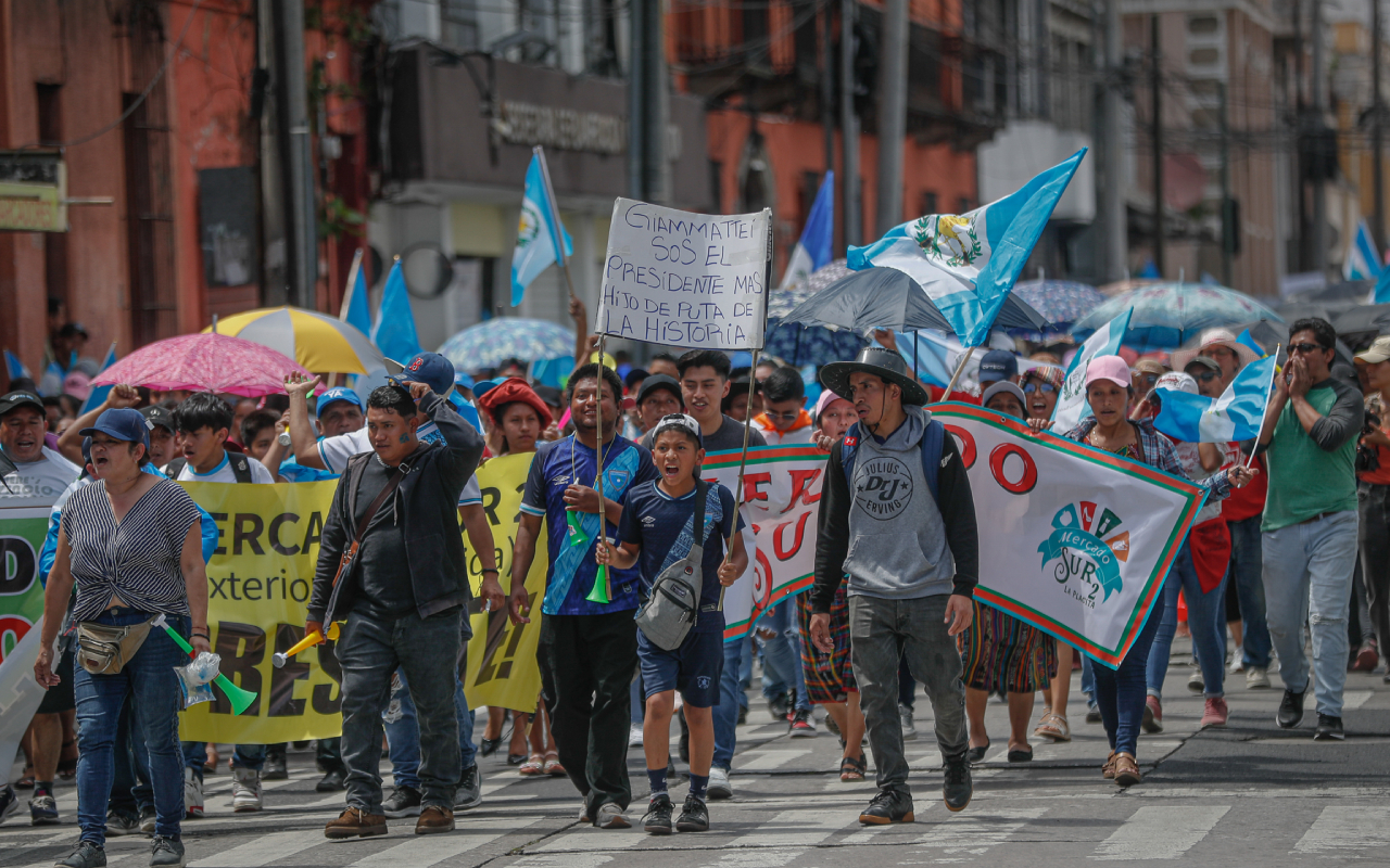 Freno al flujo migratorio a México: La-Lista de los bloqueos y el paro en Guatemala