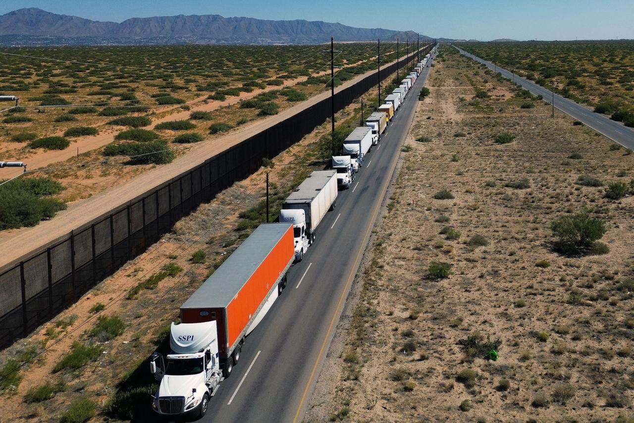 SRE pide reabrir cruces fronterizos hacia Arizona, California y Texas