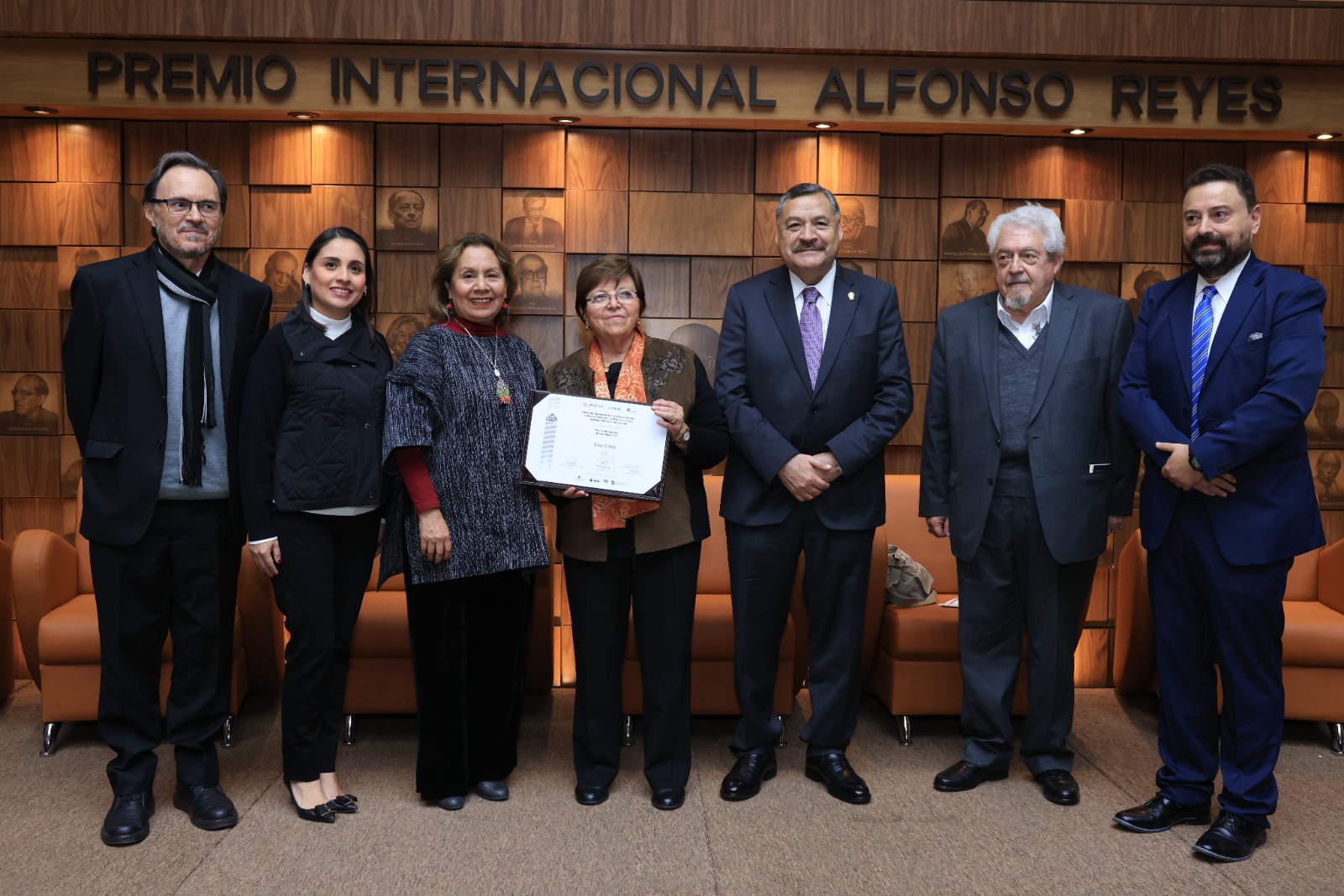 Elsa Cross recibe el Premio Internacional Alfonso Reyes 2023