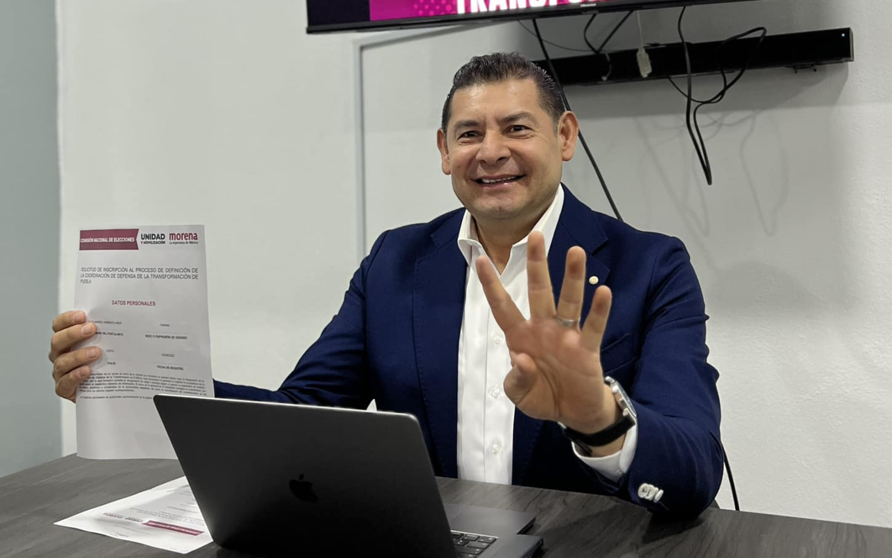 ¿Quién es Alejandro Armenta, virtual candidato de Morena en Puebla?
