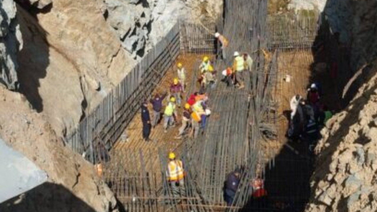 Accidente carretera Real del Monte-Huasca deja un trabajador muerto