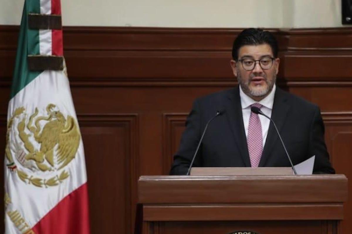 Reyes Rodríguez renuncia a la presidencia del TEPJF, tras exigencia de tres magistrados