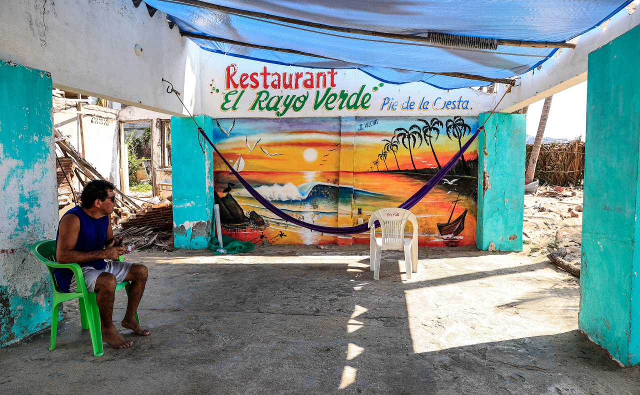 Acapulco se enfrenta a la escasez del turismo tras el paso del huracán ‘Otis’