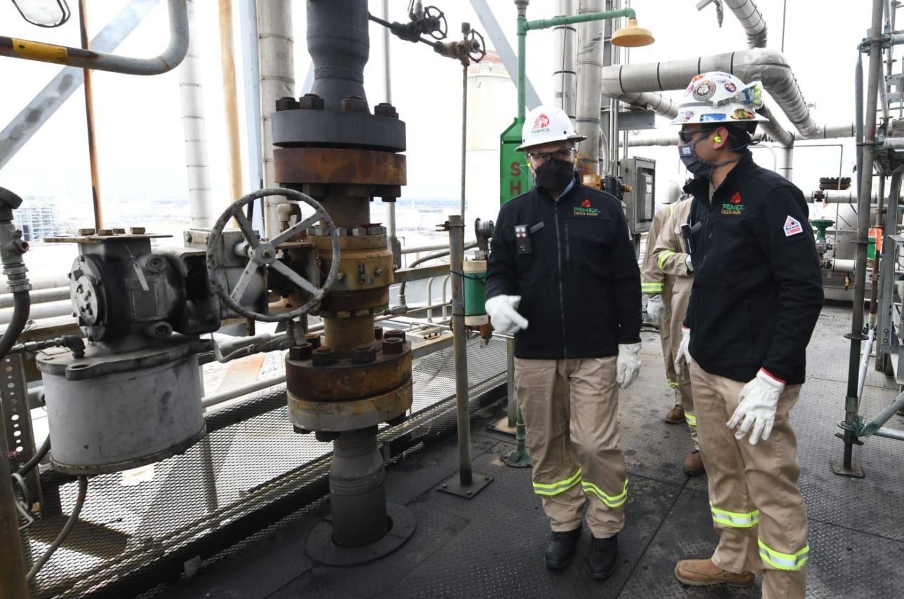 Pemex registra 96 mil barriles más de hidrocarburos líquidos