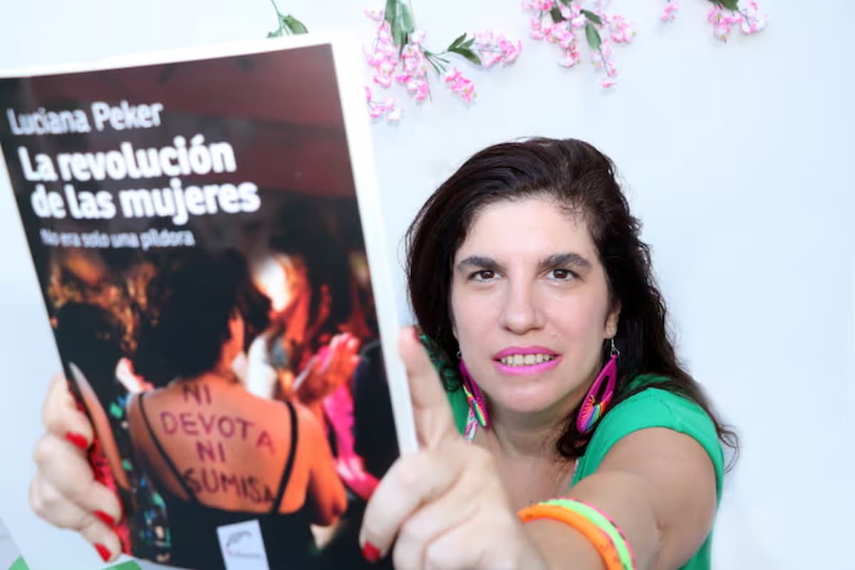 Las feministas estamos siendo atacadas: la amenaza de la ultraderecha en la Argentina de Milei obliga a exiliarse