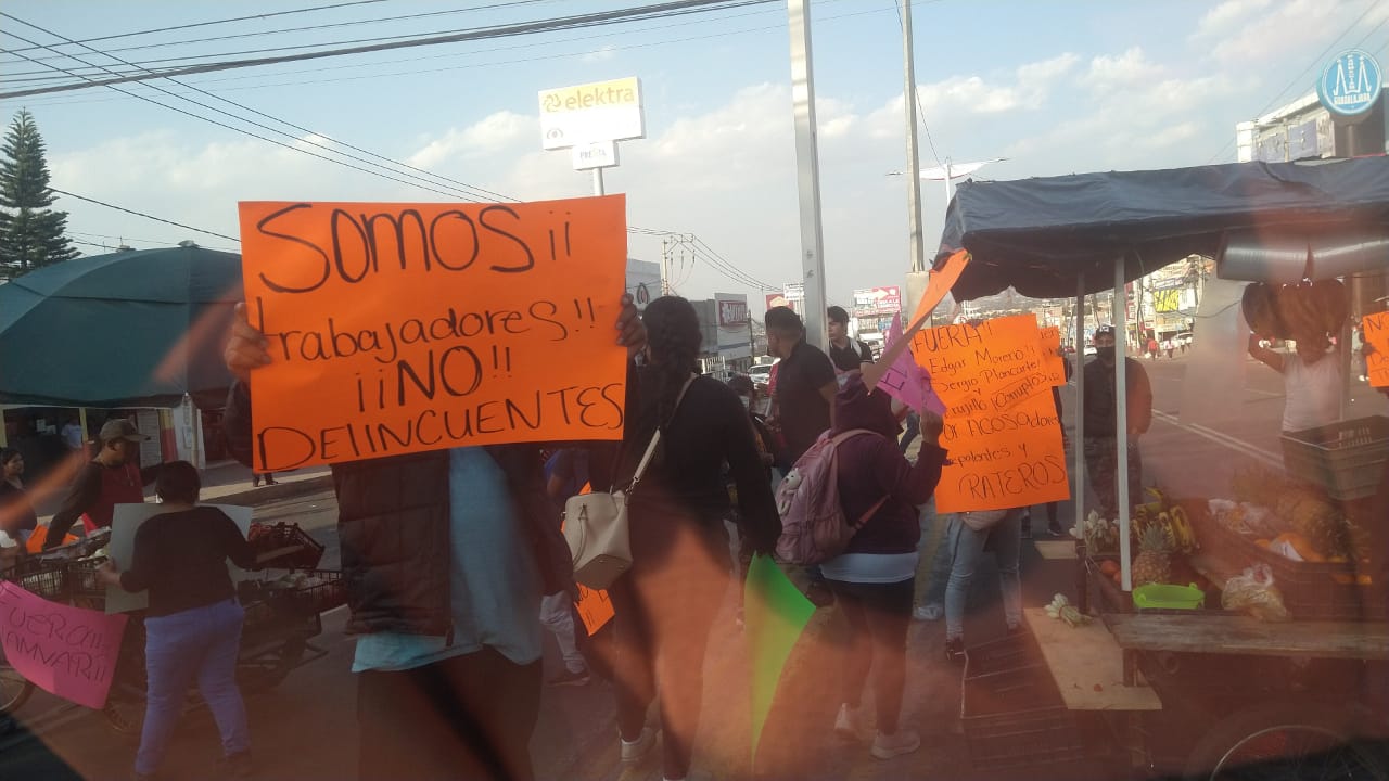 Bloqueo en la México-Pachuca: comerciantes protestan en Tecámac