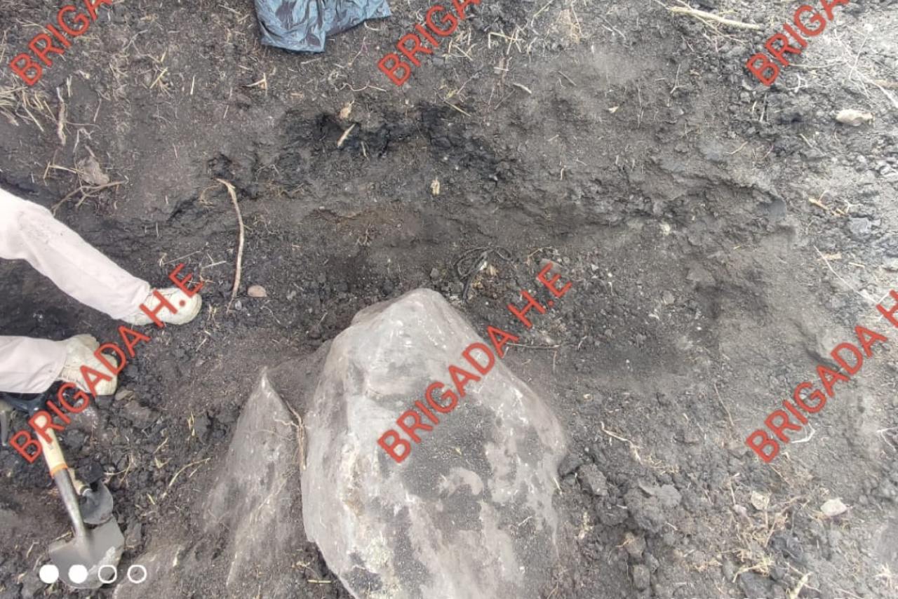 Localizan restos dentro de fosa clandestina en San Nicolás Temascatio, Guanajuato