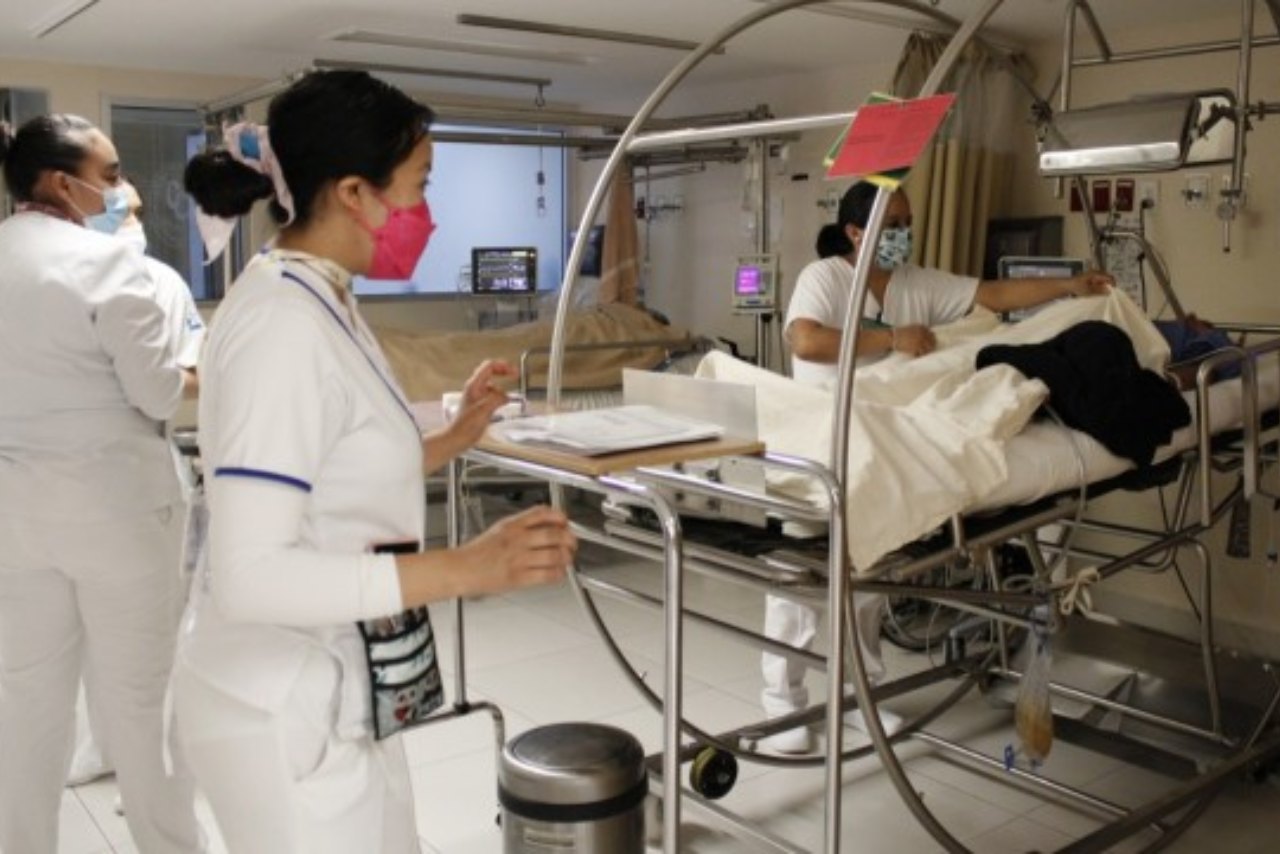 CDMX y UNAM descartan alerta y alto nivel de hospitalizaciones por covid