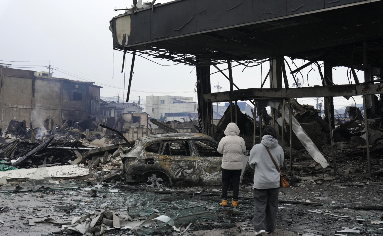 Suman 73 muertos por el terremoto en Japón; se intensifican labores de búsqueda
