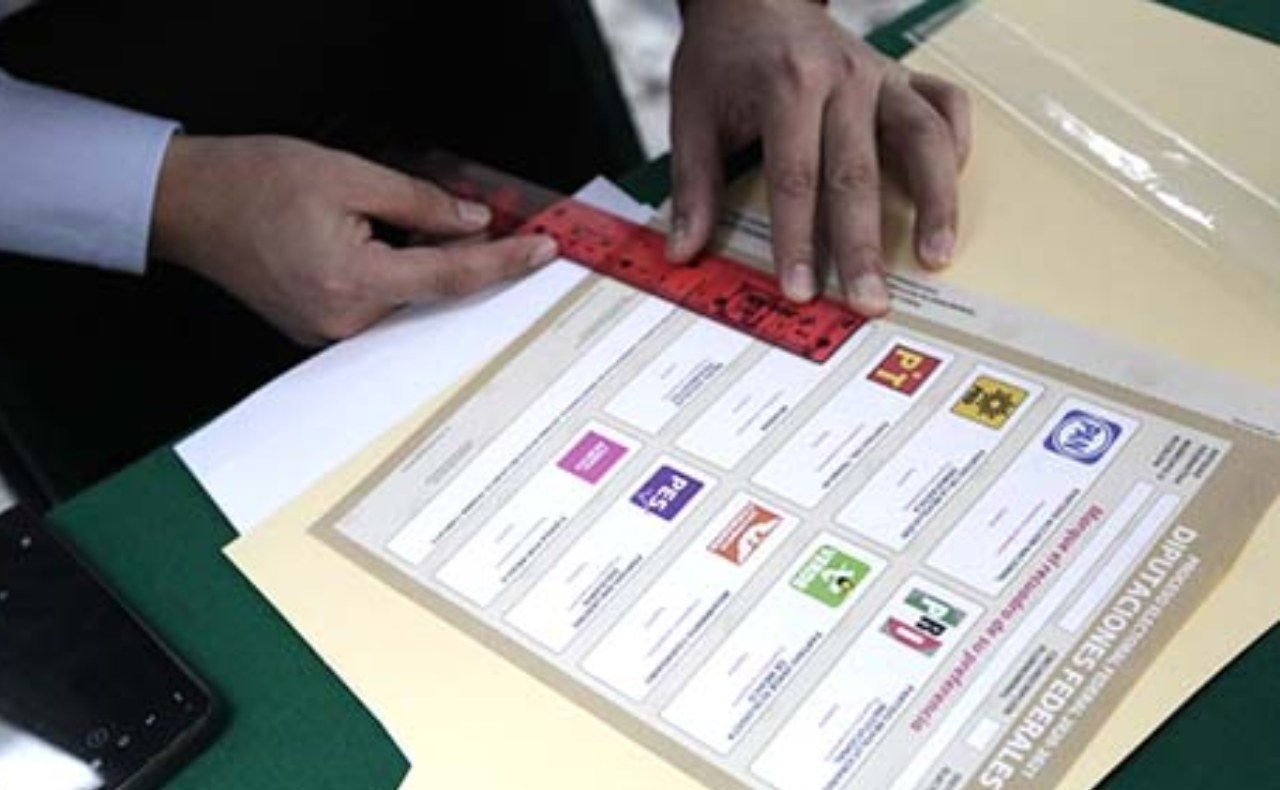 INE inicia producción de 2 mil toneladas de papel seguridad para elecciones de junio