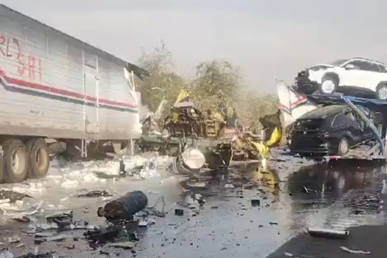 Accidente en autopista México-Querétaro: dos tráileres chocan en Jilotepec