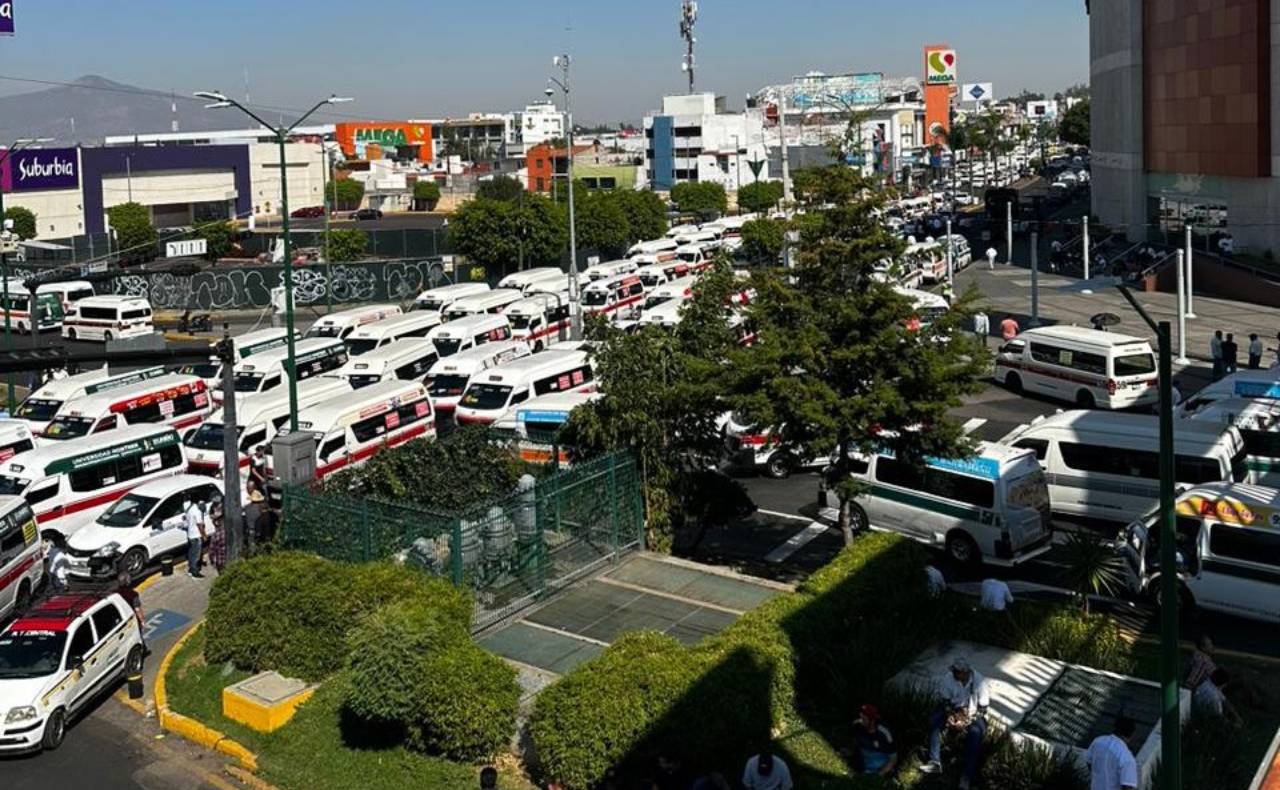 Bloqueo en Morelia hoy: transportistas cierran la avenida Camelinas