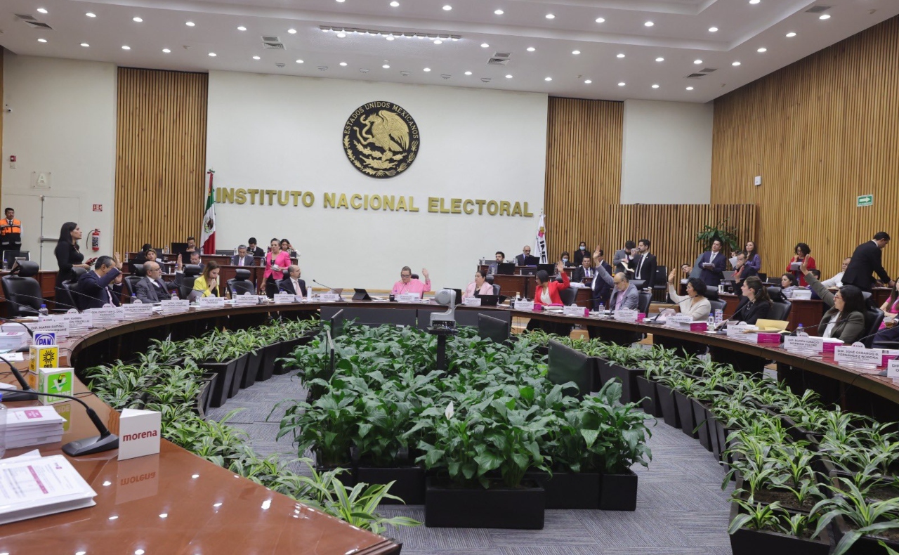El INE rebaja multas a todos los partidos por irregularidades en gastos de campaña