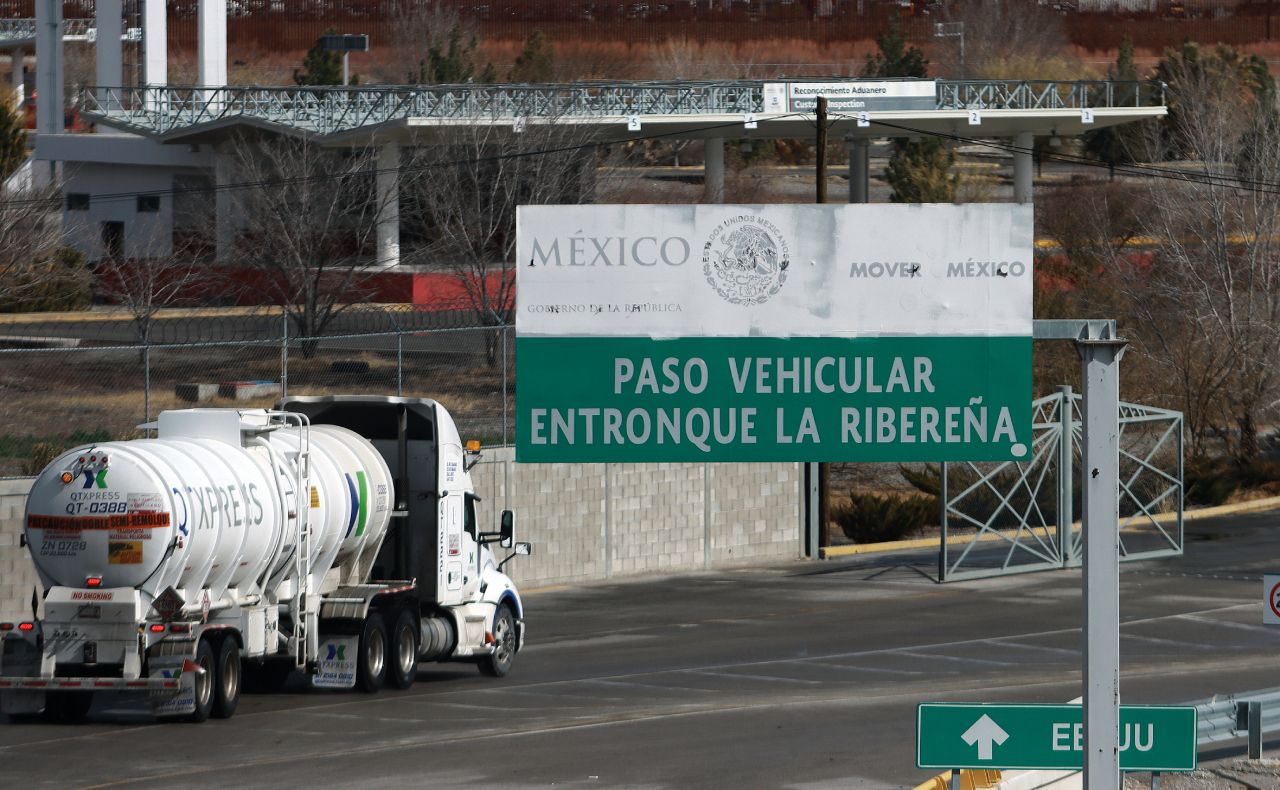 Exportadores de Cd. Juárez permanecen en alerta por posibles cierres de cruces de carga