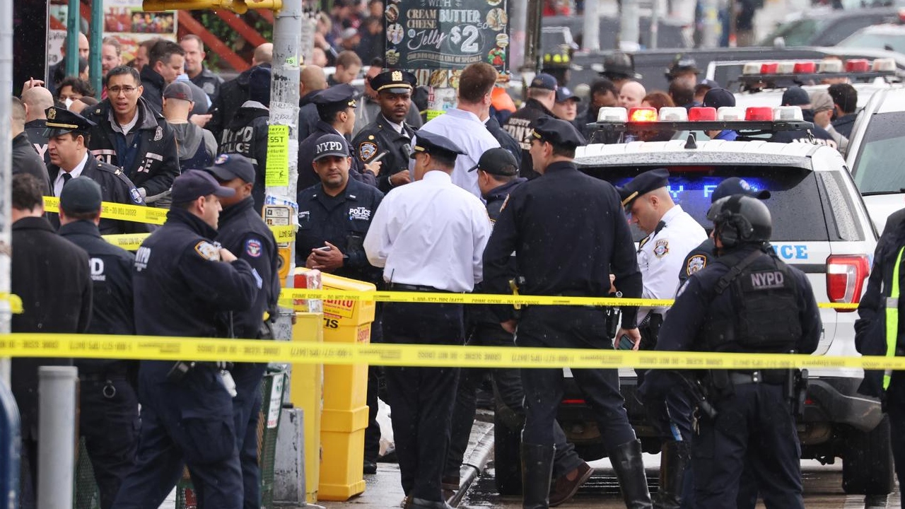Un mexicano es la víctima del tiroteo en metro de NY, confirma Alicia Bárcena