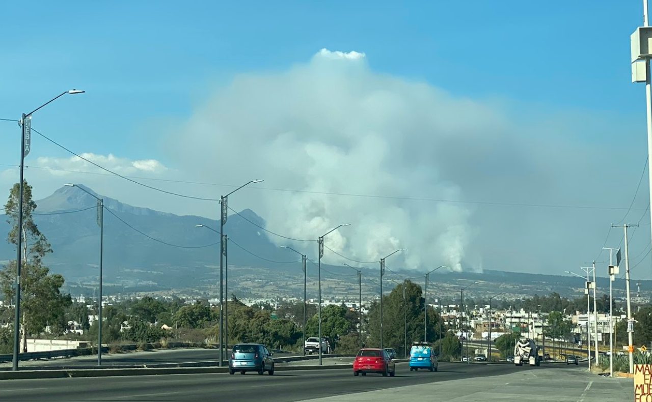 Incendio en La Malinche: fuego consume árboles del Parque Nacional en Puebla