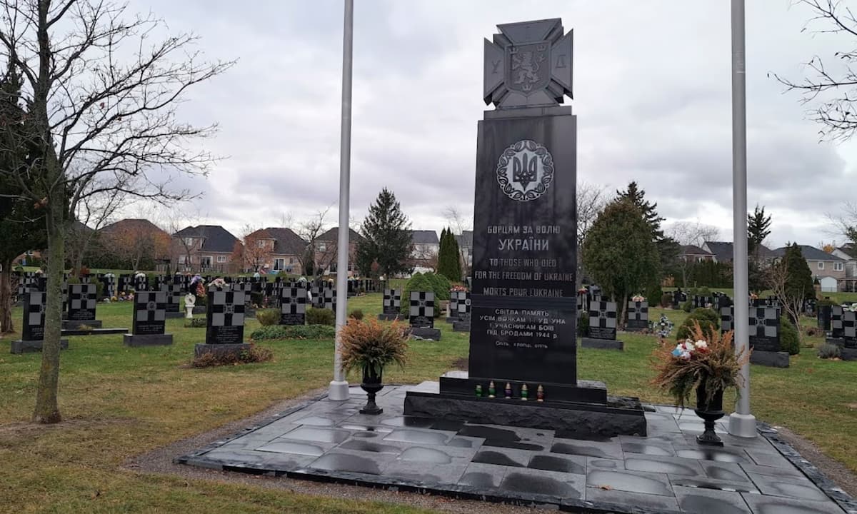 Retiran en Canadá monumento a soldados ucranianos de la unidad nazi