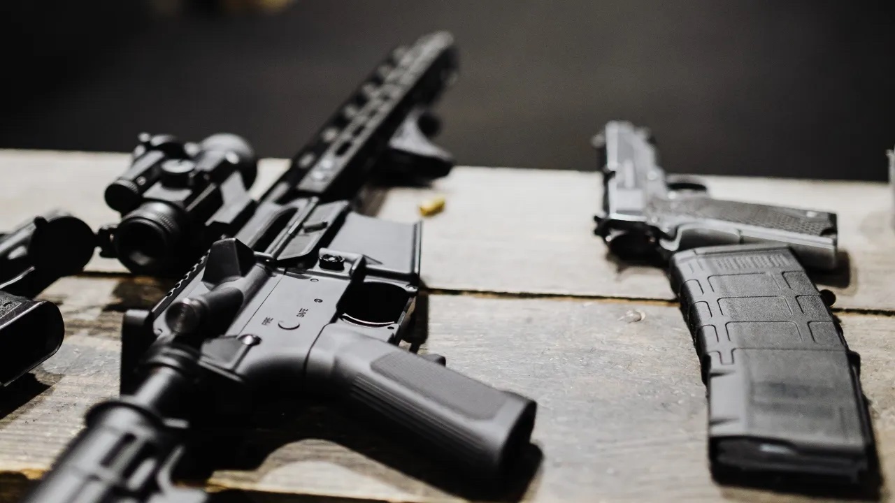Corte de EU da razón a México: podrá seguir demanda a tiendas de armas
