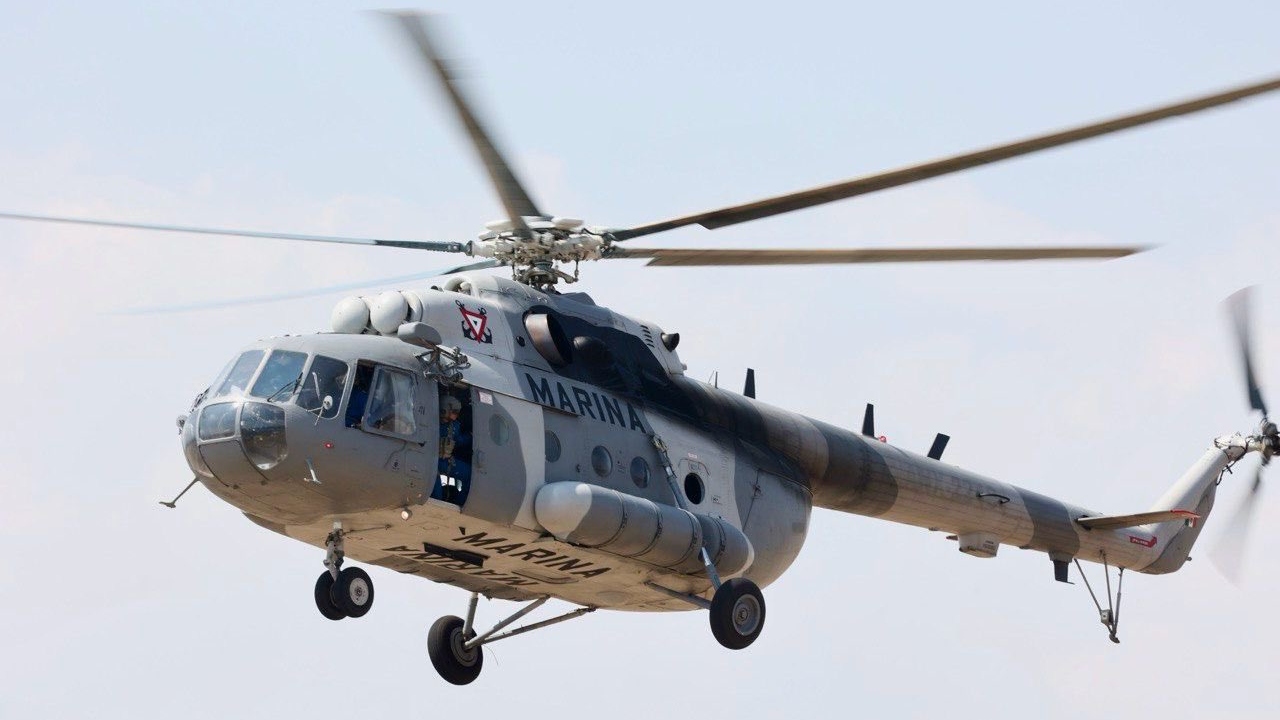 Helicóptero de la Semar llega a Oaxaca para combatir incendio en San Lucas Quiaviní