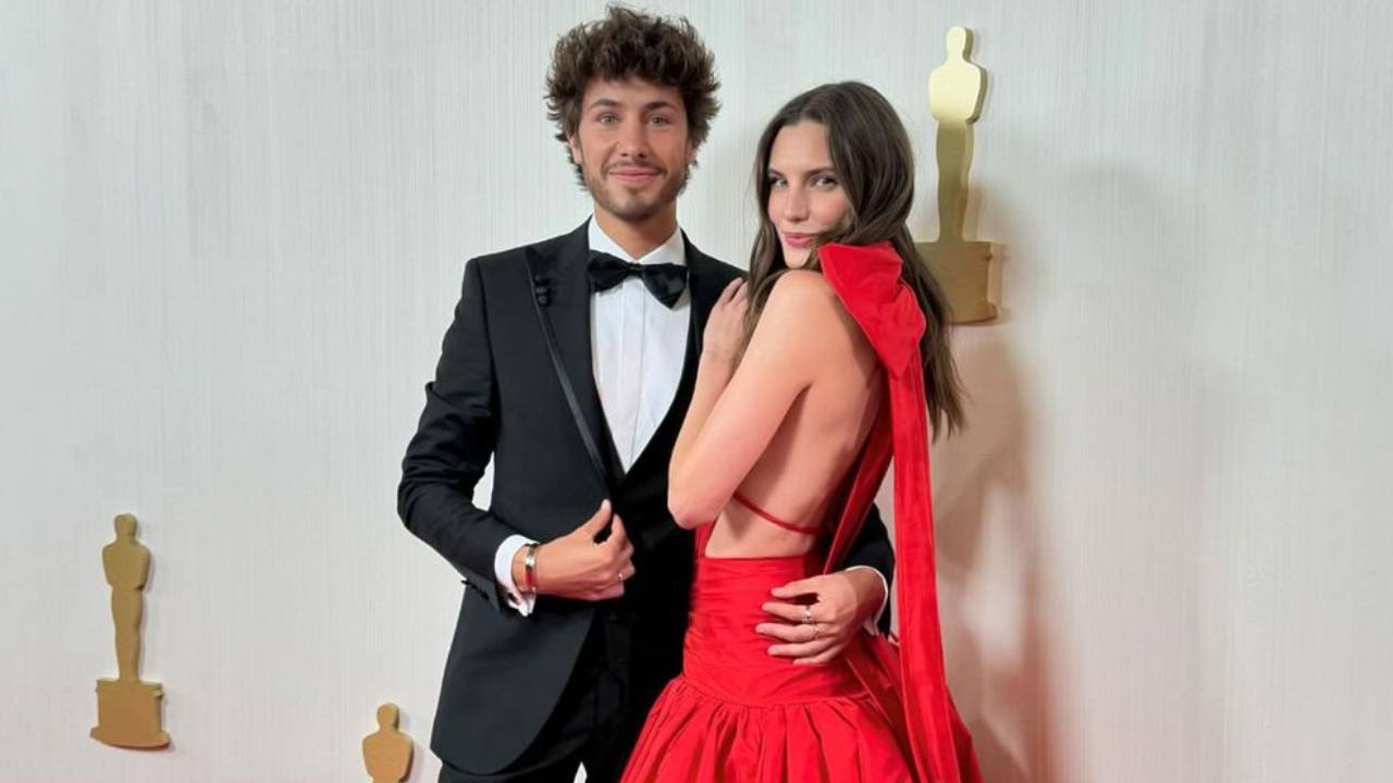 ¿Qué hacen Juanpa Zurita y Macarena Achaga en los Oscar 2024?