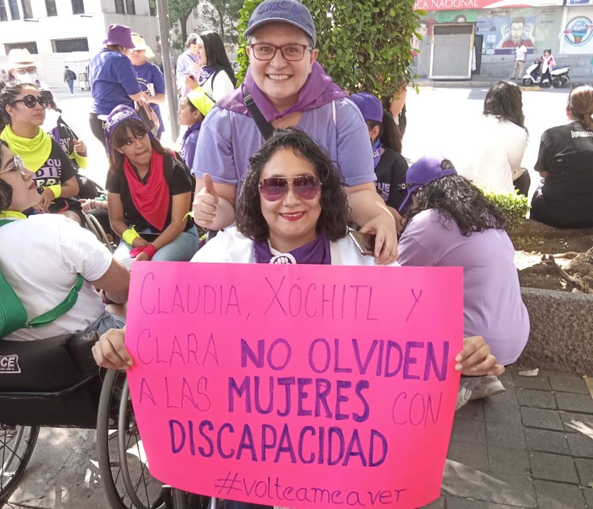 Mujeres con discapacidad toman las calles; piden vivir sin discriminación ni exclusión