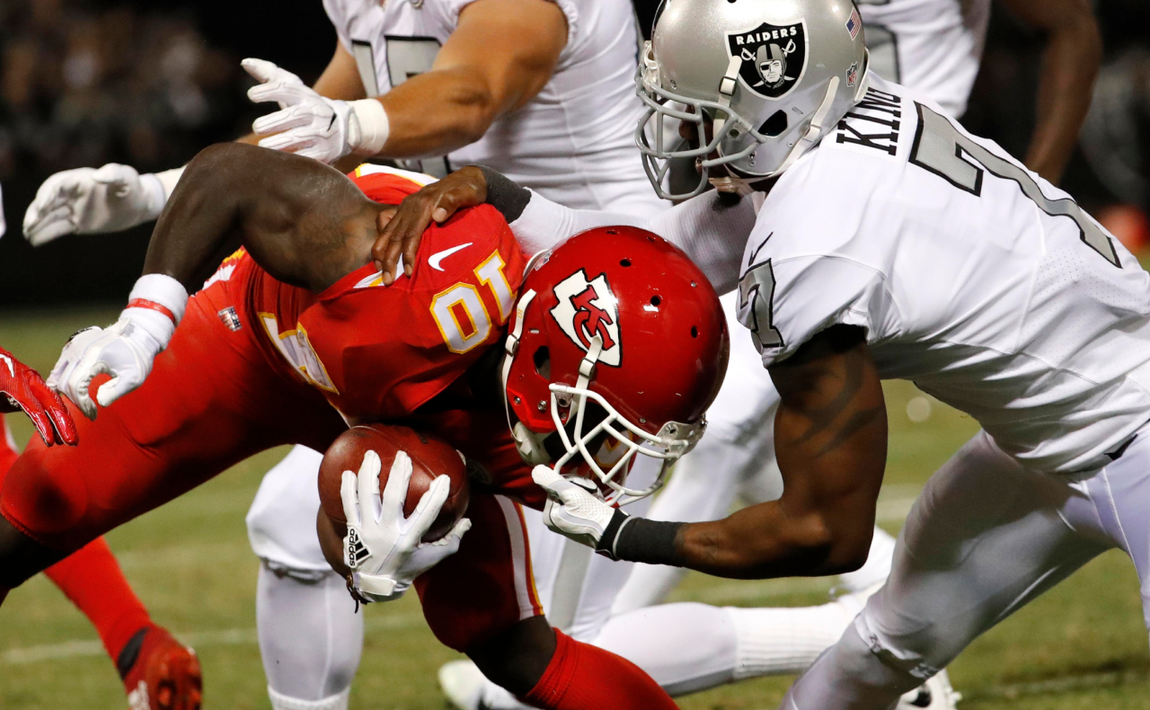 NFL propone prohibir la ‘tackleada’ <em>hip-drop</em> y cambiar la regla del <em>kickoff</em>
