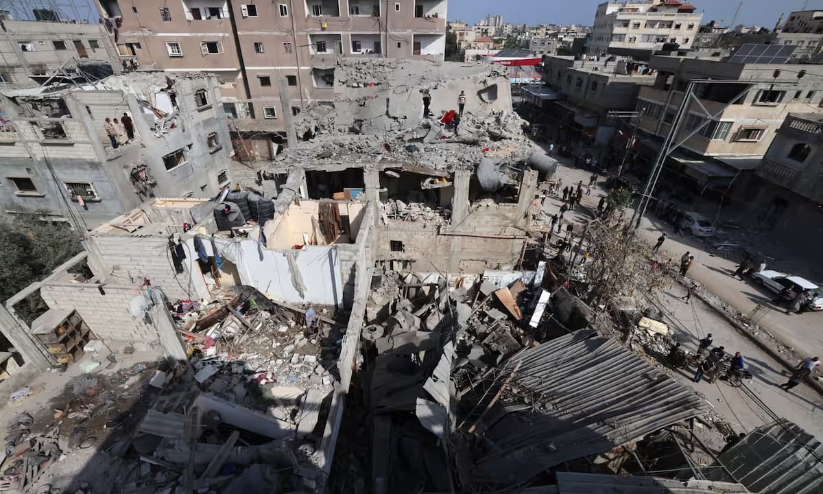 Ataques aéreos sobre Rafah entre esfuerzos por negociar un alto al fuego en Gaza