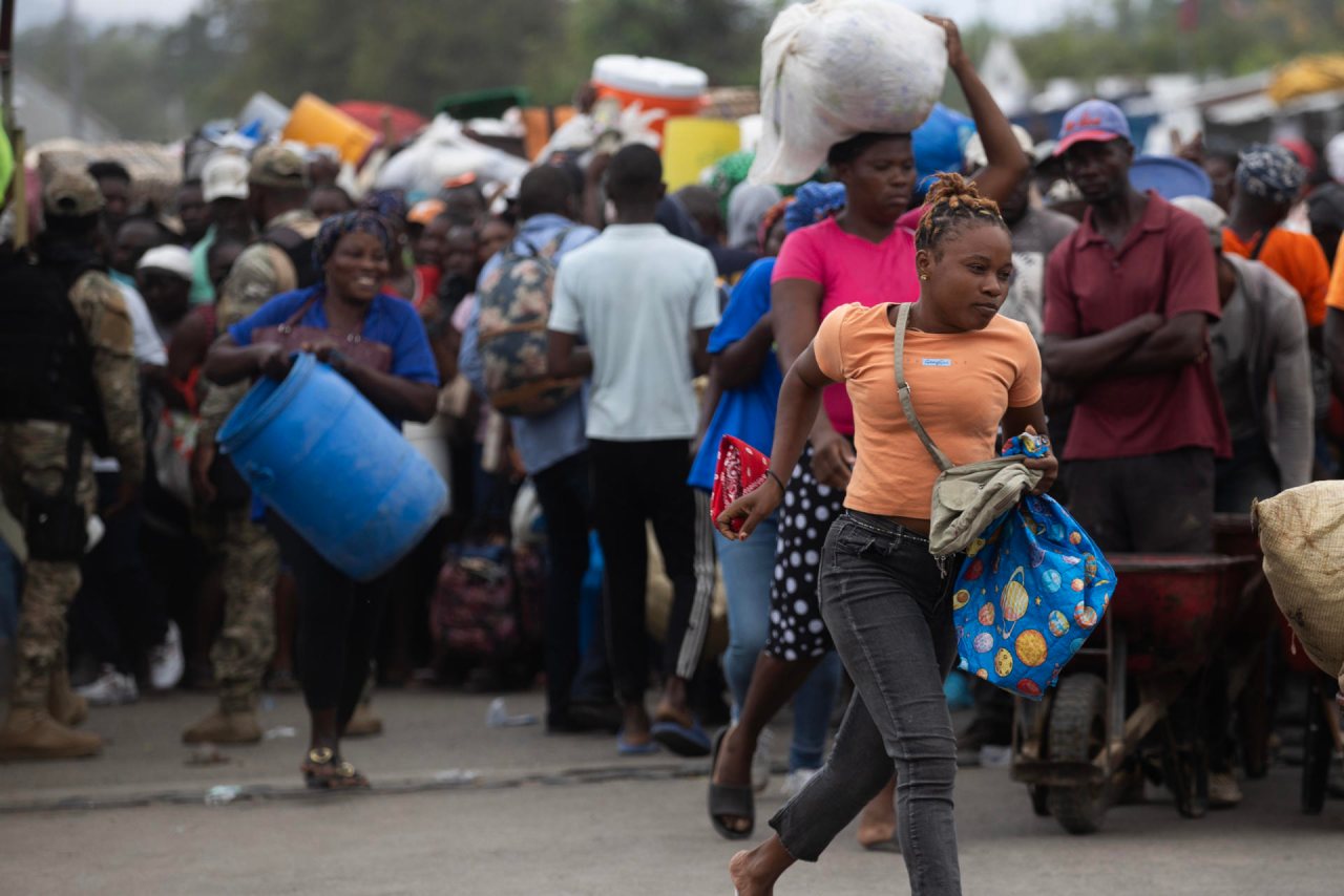 ONU pide a Haití formar un gobierno de transición para frenar la violencia