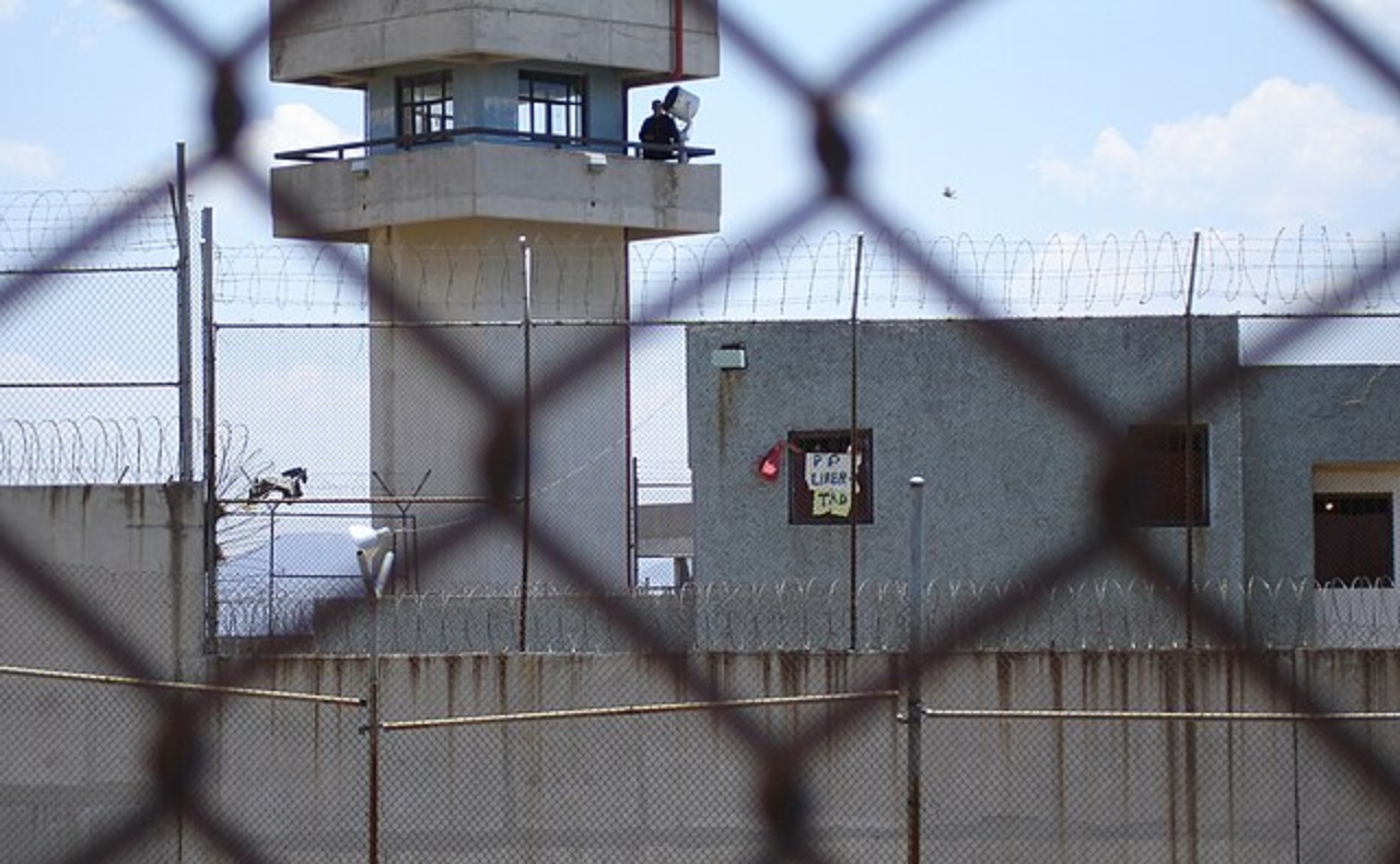 FGR solicita a la SCJN pronunciarse sobre la prisión preventiva