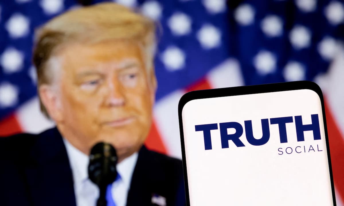 Trump demanda a los exconcursantes de El aprendiz por sus ‘fallos’ en la creación de Truth Social