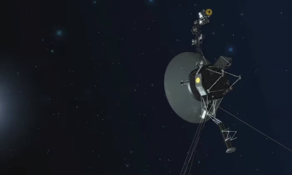 Voyager 1 vuelve a transmitir datos después de que la NASA reparara una sonda de 46 años de antigüedad