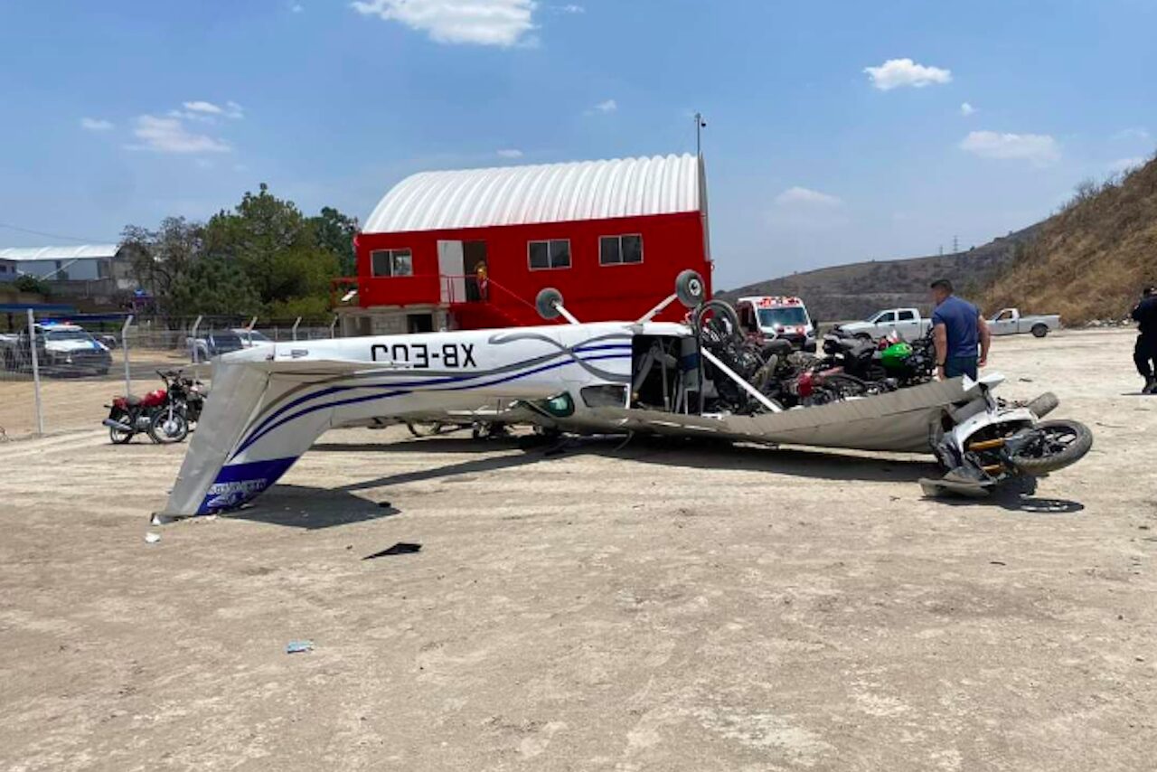 Accidente de avioneta en Atizapán deja tres personas lesionadas