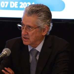 Juez ordena a la ASF restitución de Agustín Caso Raphael como auditor