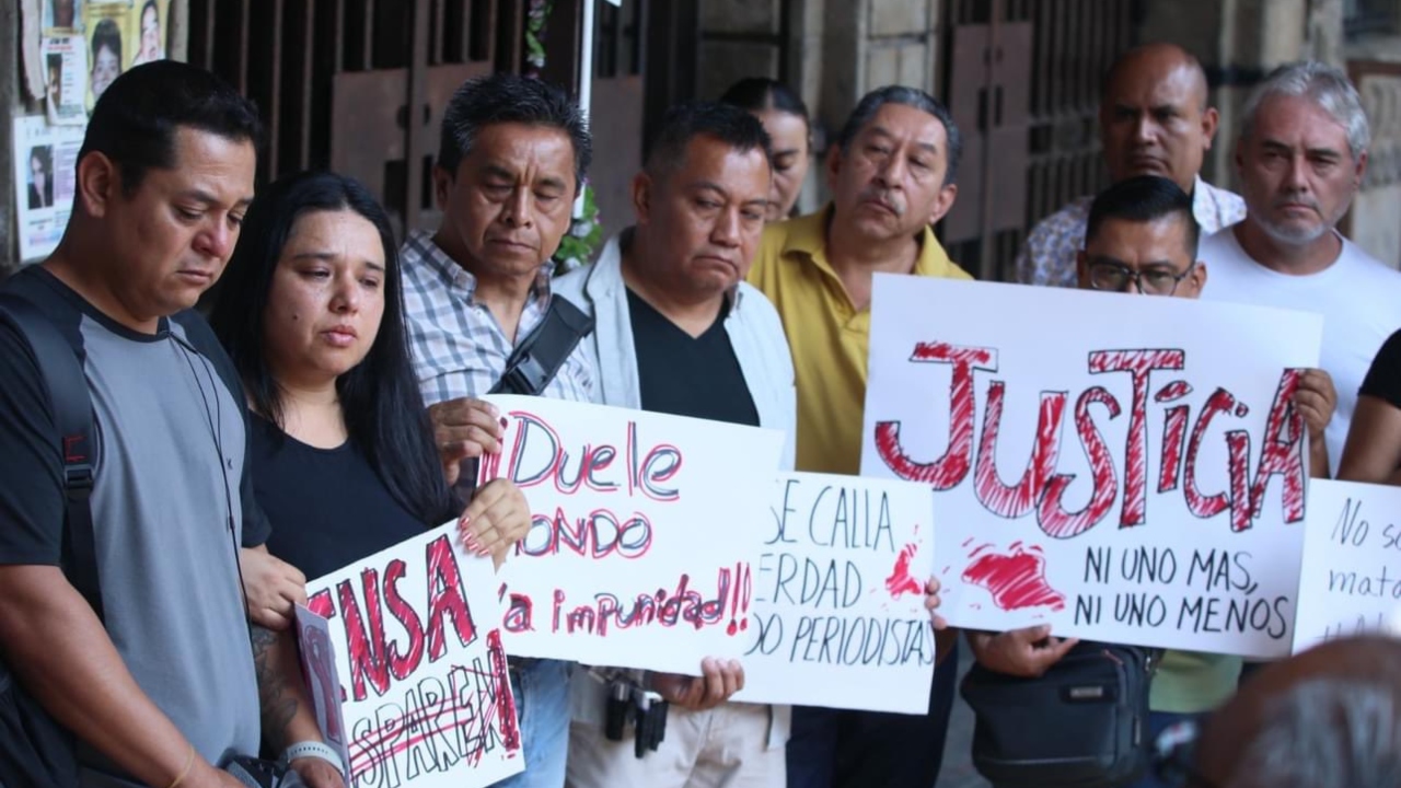 Periodistas marchan para exigir justicia por Roberto Carlos Figueroa; CIDH condena el asesinato
